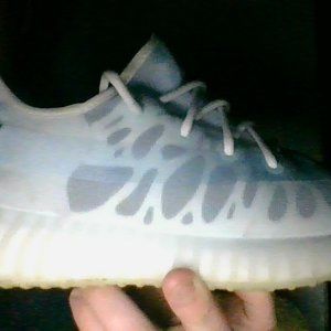 YEEZY BOOST 350 V2 MONO ICE